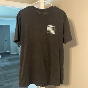 Mens Large Ariat T shirt